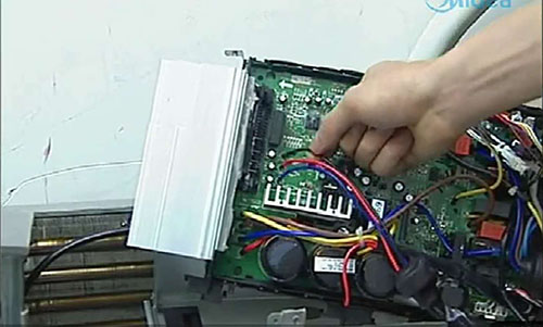 濮阳市美的空调电话是多少